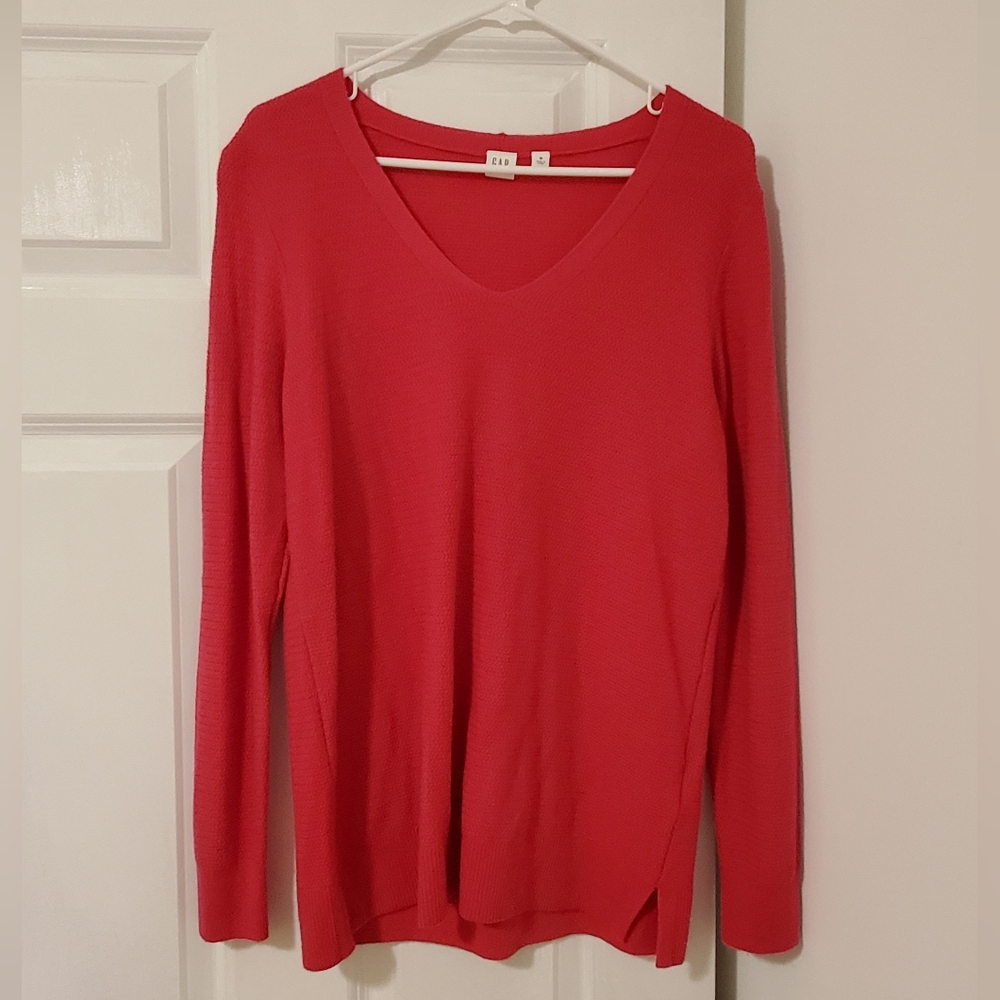 GAP Wool Sweater V Scoop Neckline Soft Wool Nylon & Acrylic Bright Pink